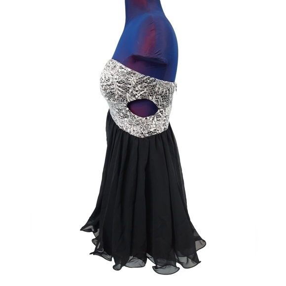 Blondie Nites by Stacy Sklar Fit & Flare Cut Out Strapless Mini Dress Size 11 - Picture 4 of 9